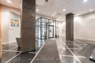 2737 Keele Street 817, Toronto, On M3m 2e9