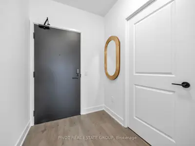 2333 Khalsa Gate 802, Oakville, On L6m 0x7