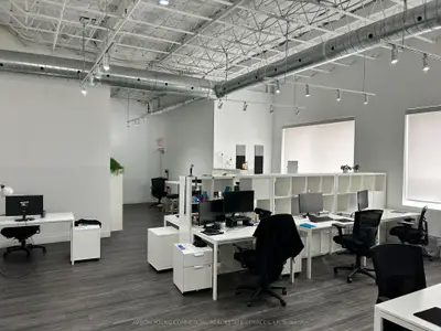 91 Tycos Drive 202a, Toronto, On M6b 1w3