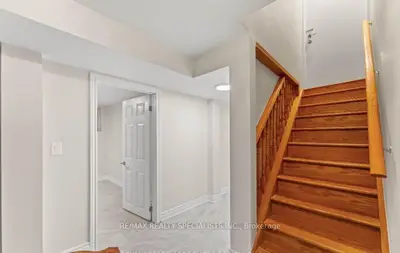 88 Showboat Crescent Bsmnt, Brampton, On L6v 4r4