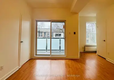 1 Triller Avenue 205, Toronto, On M6k 3b7