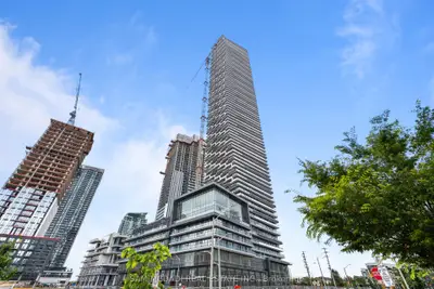 Condo Apartment in Mississauga