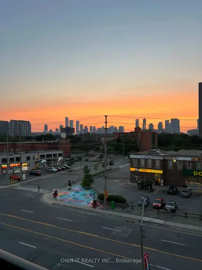 86 Dundas Street E 403, Mississauga, On L5b 1h3