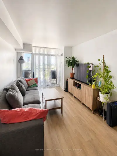 1 Michael Power Place 809, Toronto, On M9a 0a1