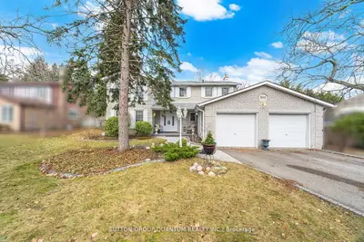 1511 Ifield Road, Mississauga, On L5h 3v8