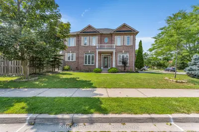 100 Pantomine Boulevard, Brampton, On L6y 5n4