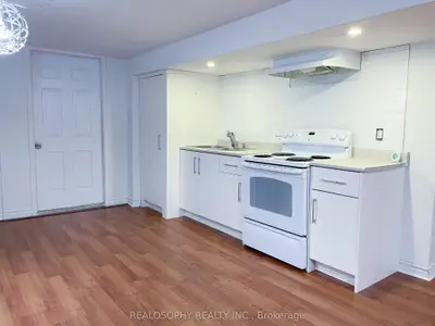 95 Royal York Road Bsmt, Toronto, On M8v 2t9