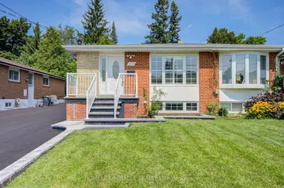 Semi-Detached in Mississauga