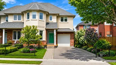 Semi-Detached in Milton