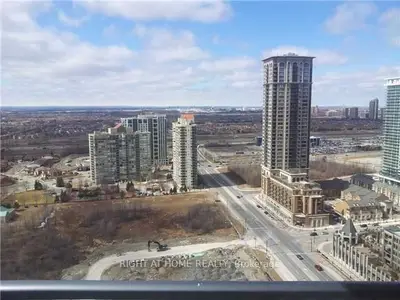 Condo Apartment in Mississauga