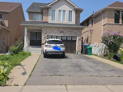 Detached in Brampton