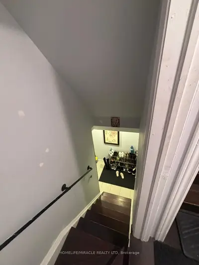 16 Truro Circle, Brampton, On L7a 4e4
