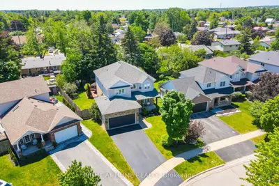 72 Beardmore Crescent, Halton Hills, On L7j 2z1