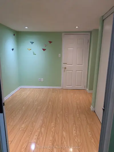 1206 Prestonwood Crescent Basement, Mississauga, On L5v 2v3