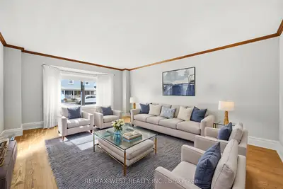 15637 McLaughlin Road, Caledon, ON L7C 1L9