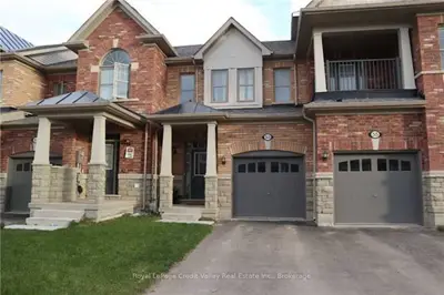 53 Hogan Manor Drive, Brampton, On L7a 4v2