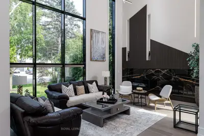 564 Stonecliffe Road, Oakville, On L6l 4n9