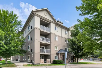 4 Dayspring Circle 105, Brampton, On L6p 2z5