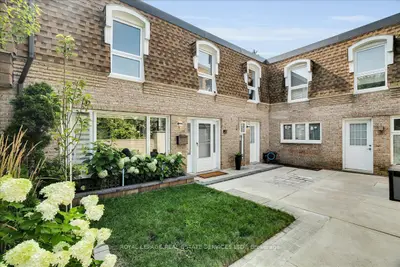 1310 Gulleden Drive 14, Mississauga, On L4x 1y9