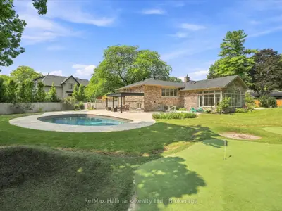 2076 GLENFOREST Crescent, Oakville, ON L6J 2G1