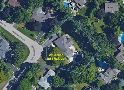 2076 GLENFOREST Crescent, Oakville, ON L6J 2G1