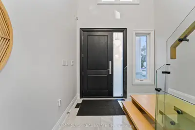 303 Delta Street, Toronto, On M8w 4g1