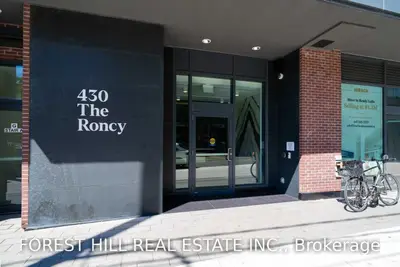 Condo Apartment in Toronto