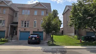 1050 Bristol Road W 46, Mississauga, On L5v 2e8