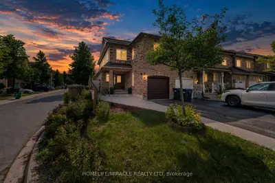 51 Brickyard Way, Brampton, On L6v 4l6