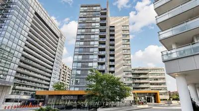 Condo Apartment in Toronto