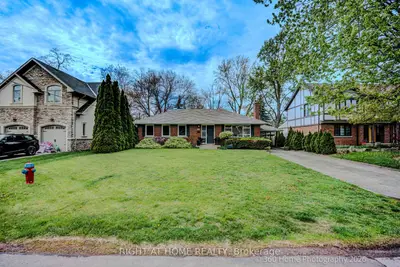1493 CONSTANCE Drive, Oakville, ON L6J 2T8