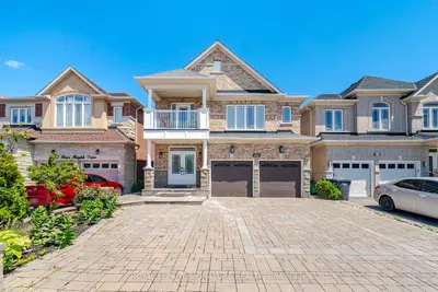 Detached in Brampton