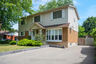 5372 Spruce Avenue, Burlington, On L7l 1n7