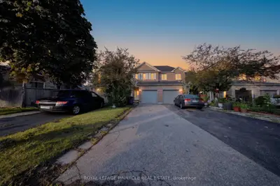 787 Avocado Crescent, Mississauga, On L5w 1h4