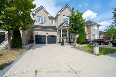 3 Shortreed Grove, Brampton, On L6r 0r6