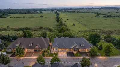 3353 Liptay Avenue 17, Oakville, On L6m 0m6