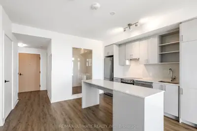 50 George Butchart Drive 906, Toronto, On M3k 0c9