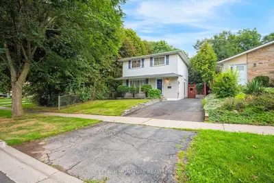 77 Mccraney Street W, Oakville, On L6h 1h5
