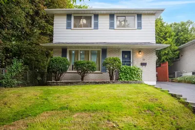 77 Mccraney Street W, Oakville, On L6h 1h5