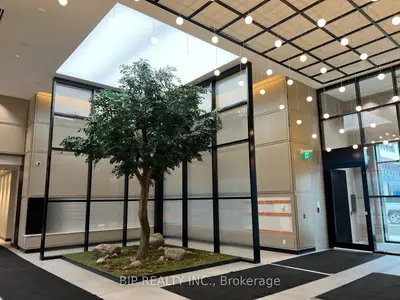 Condo Apartment in Oakville