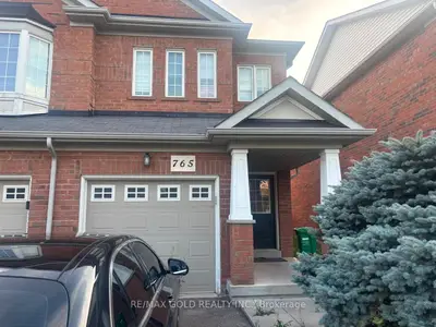 Semi-Detached in Mississauga