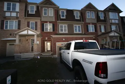 32 Mercedes Road, Brampton, On L7a 0z2