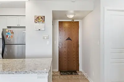 4879 Kimbermount Avenue 607, Mississauga, On L5b 0h8