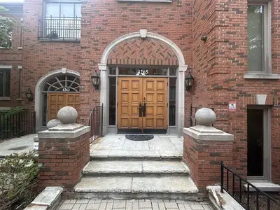 4265 Sherwoodtowne Boulevard 100, Mississauga, On L4z 1y5