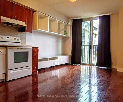 2737 Keele Street 704, Toronto, On M3m 2e9