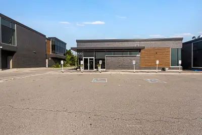 430 Iroquois Shore Road 1b, Oakville, On L6h 0x7