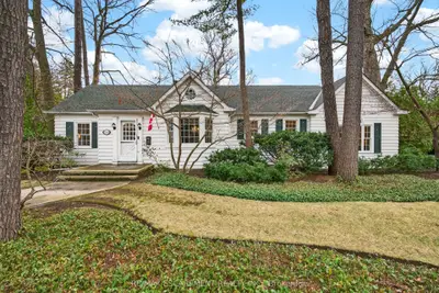 Detached in Burlington