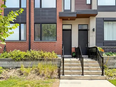 65 Thomas Mullholand Drive 6, Toronto, On M3k 0a7