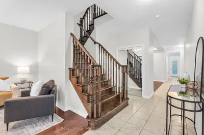 879 Etherington Way, Milton, On L9t 0z3