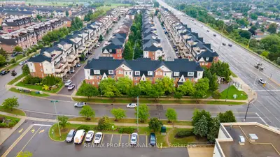 3025 Elmcreek Road 5, Mississauga, On L5b 0b6